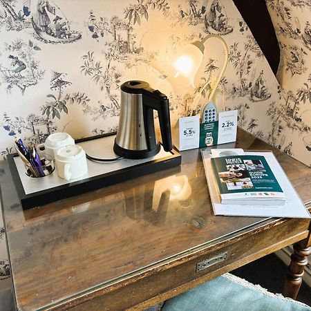 Logis Hotel Beau Site アルジュレス・ガゾスト エクステリア 写真