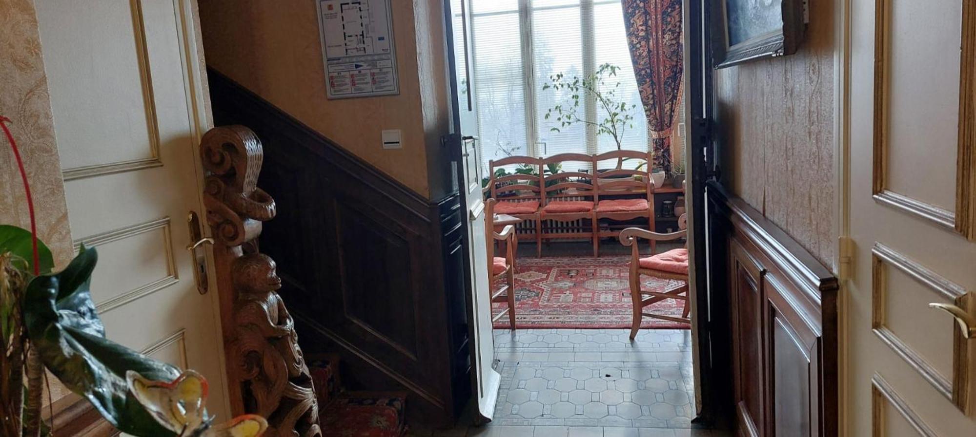 Logis Hotel Beau Site アルジュレス・ガゾスト エクステリア 写真