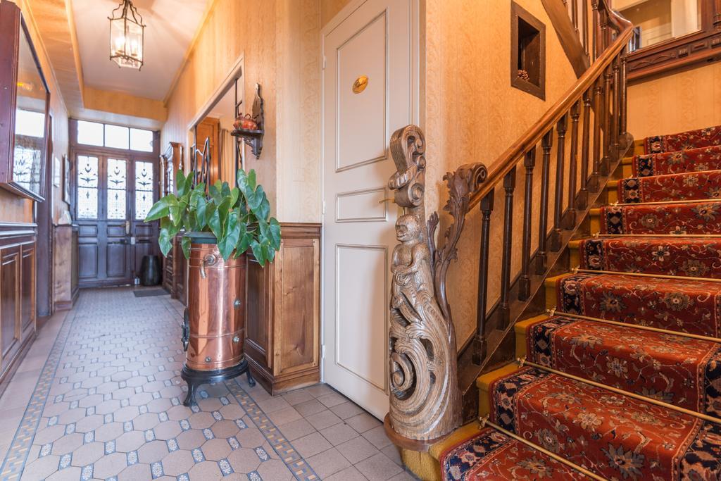 Logis Hotel Beau Site アルジュレス・ガゾスト エクステリア 写真